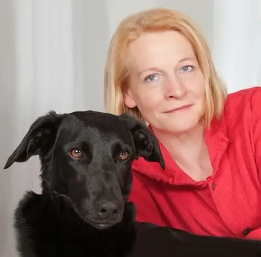 Anne Pflugstert - Fachdozentin für Hundephysiotherapie und Pferdephysiotherapie